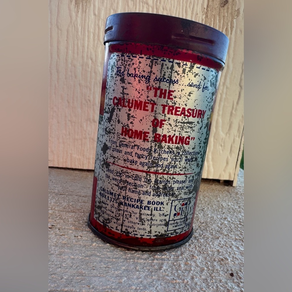 Vintage Calumet Baking Powder Tin - Picture 2 of 4